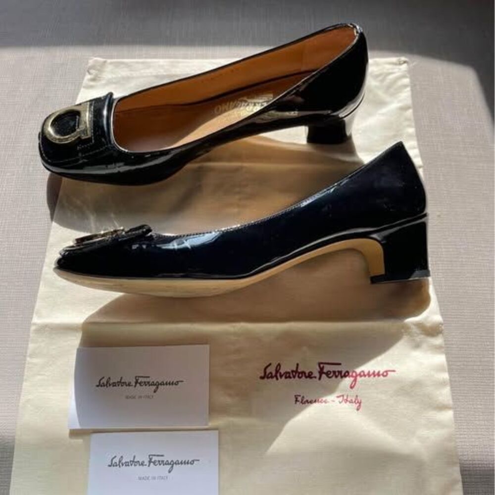 Salvatore Ferragamo Patent Leather Heels Sz 8 1/2